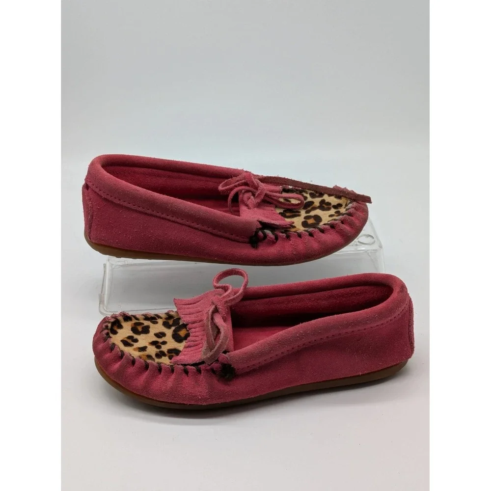 Minnetonka Girls Moccasins Size 1 Pink Suede Leopard Print Fringe Shoes